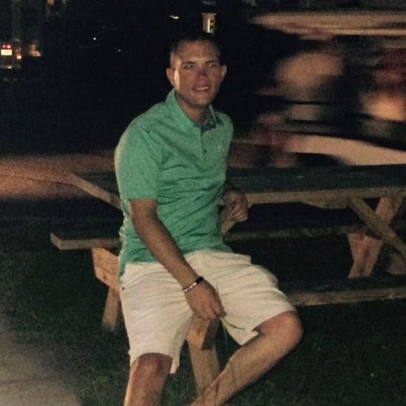 Meet your Posher, Chris - Picture 1 of 1